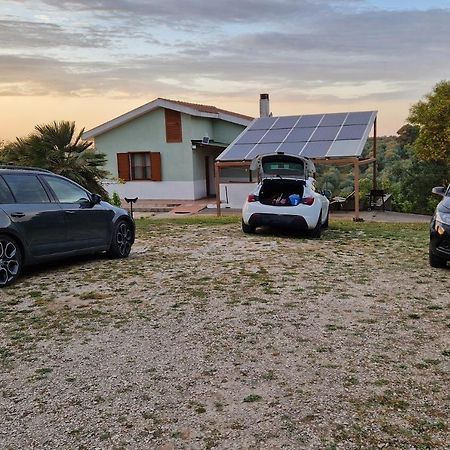 La Valle Incantata - Immerso Nel Verde A 10 Minuti Dal Mare Appartement Sassari Buitenkant foto