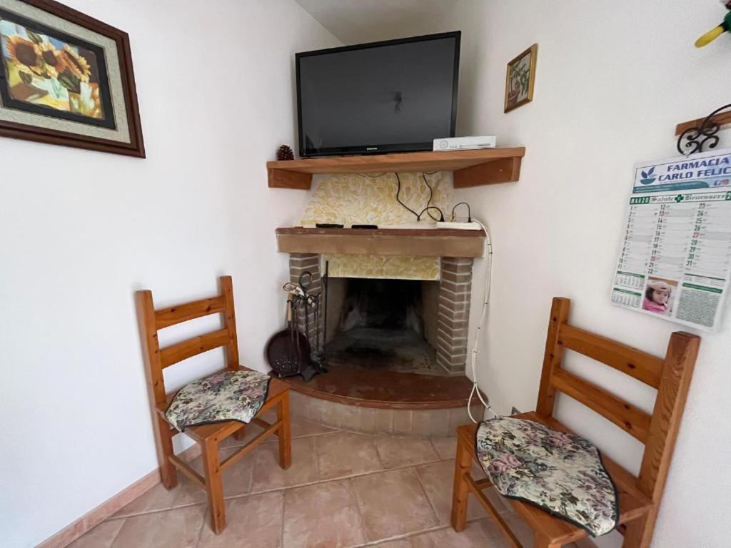 La Valle Incantata - Immerso Nel Verde A 10 Minuti Dal Mare Appartement Sassari Buitenkant foto